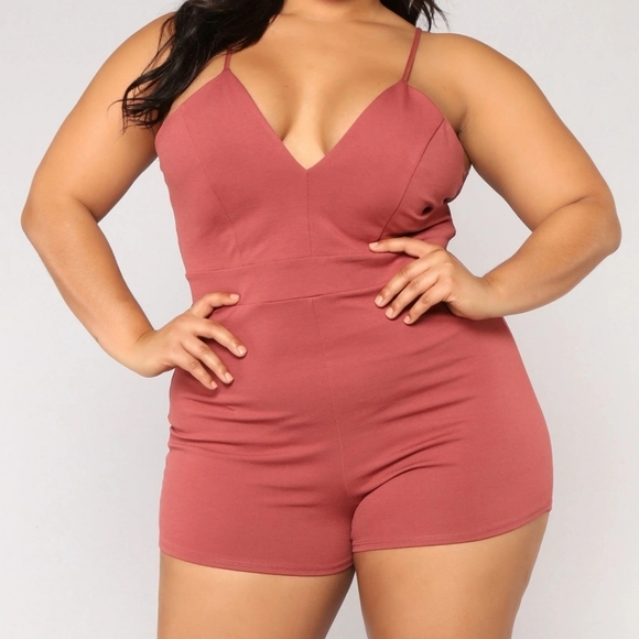 Fashion Nova avi light marsala red shorts jumper romper xl lace stretch - Picture 1 of 9